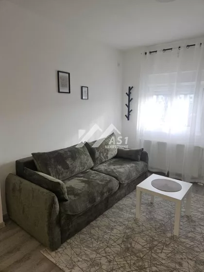 Omladinska | 4zida.rs