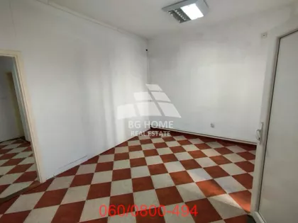 Milana Uzelca | 4zida.rs