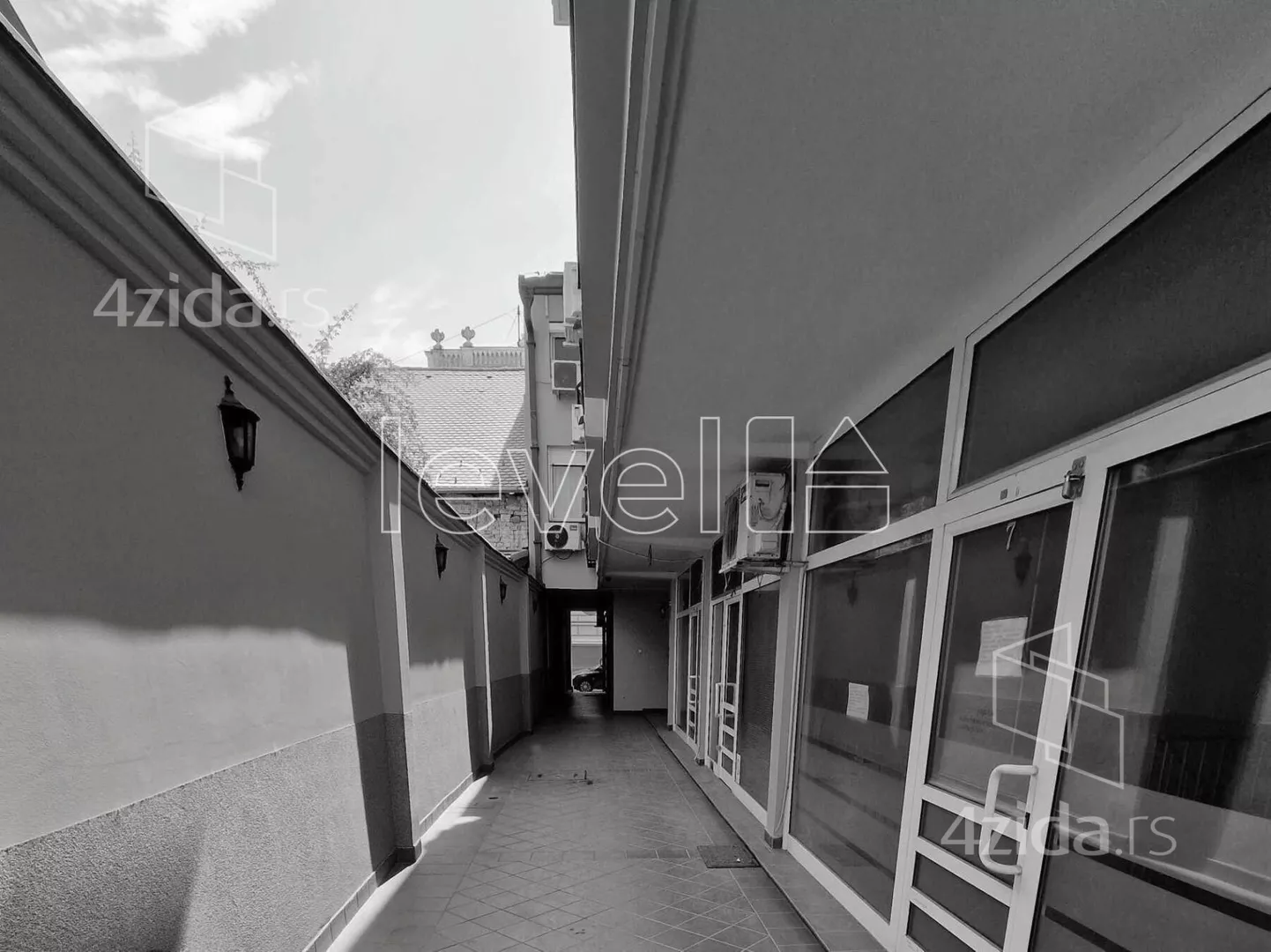 Poslovni prostor | 4zida