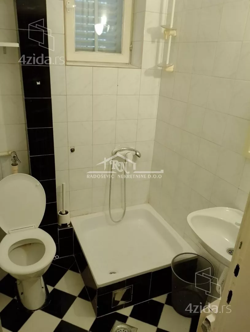 4-etažna kuća | 4zida