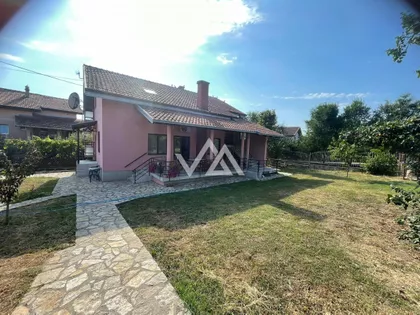 Nikšićka | 4zida.rs