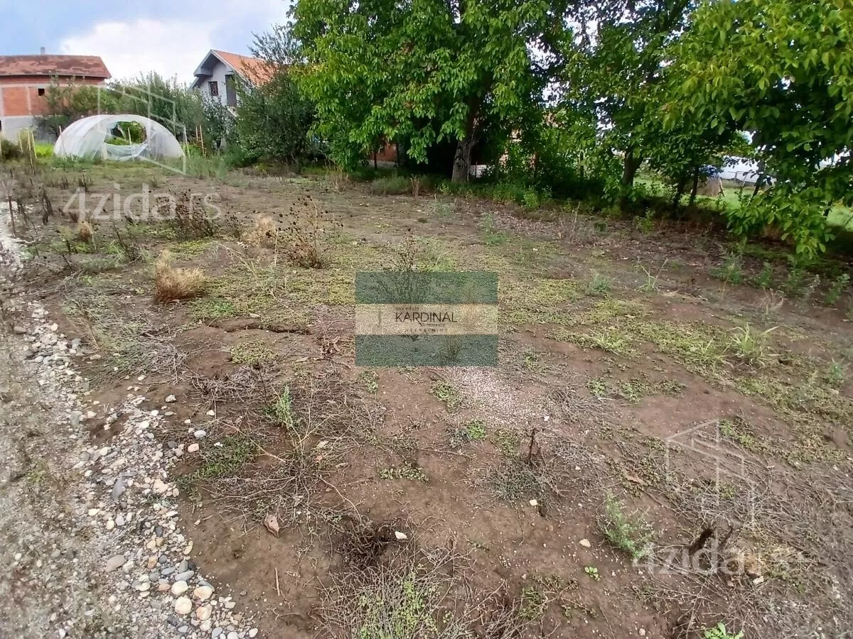 Plac | 4zida