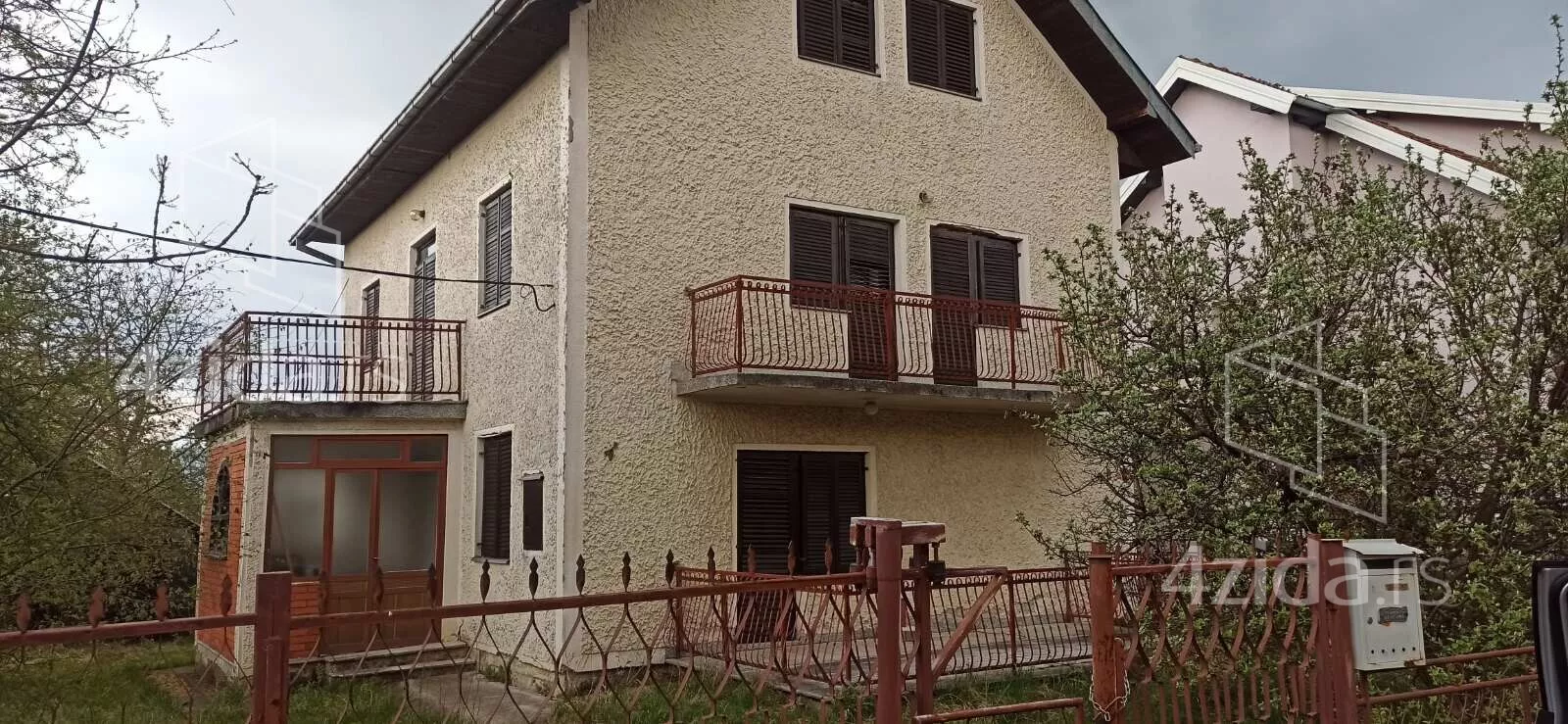 3-etažna kuća | 4zida