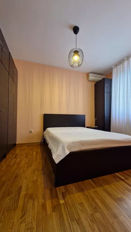 Hram Svetog Save | 4zida.rs