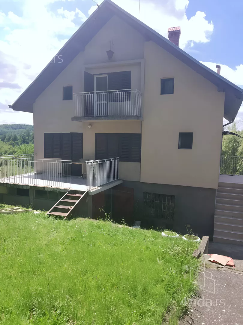 3-etažna kuća | 4zida