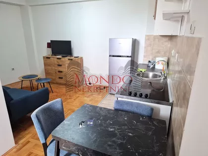 Autobuska Stanica | 4zida.rs