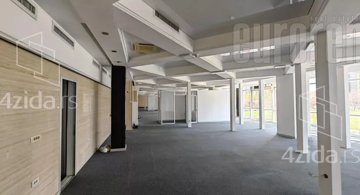 Poslovni prostor | 4zida