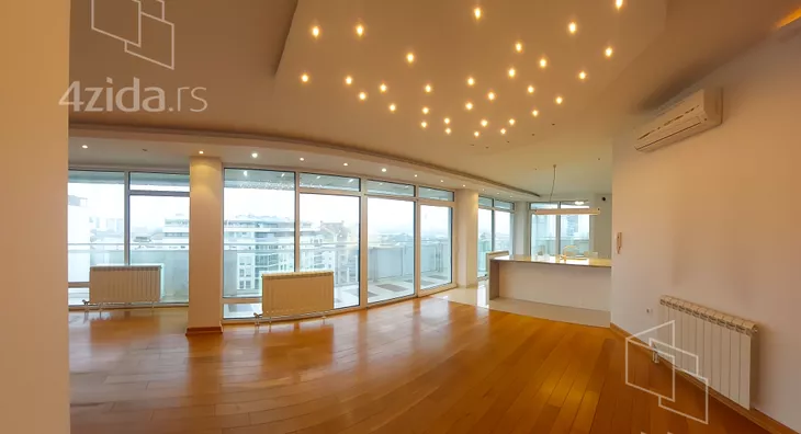 Petosoban stan | 4zida