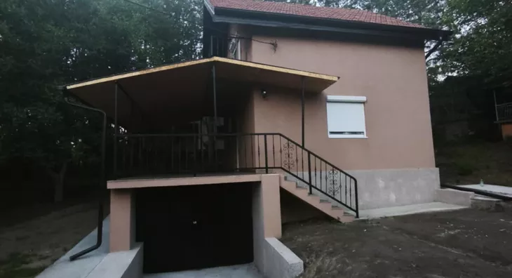 4-etažna kuća | 4zida