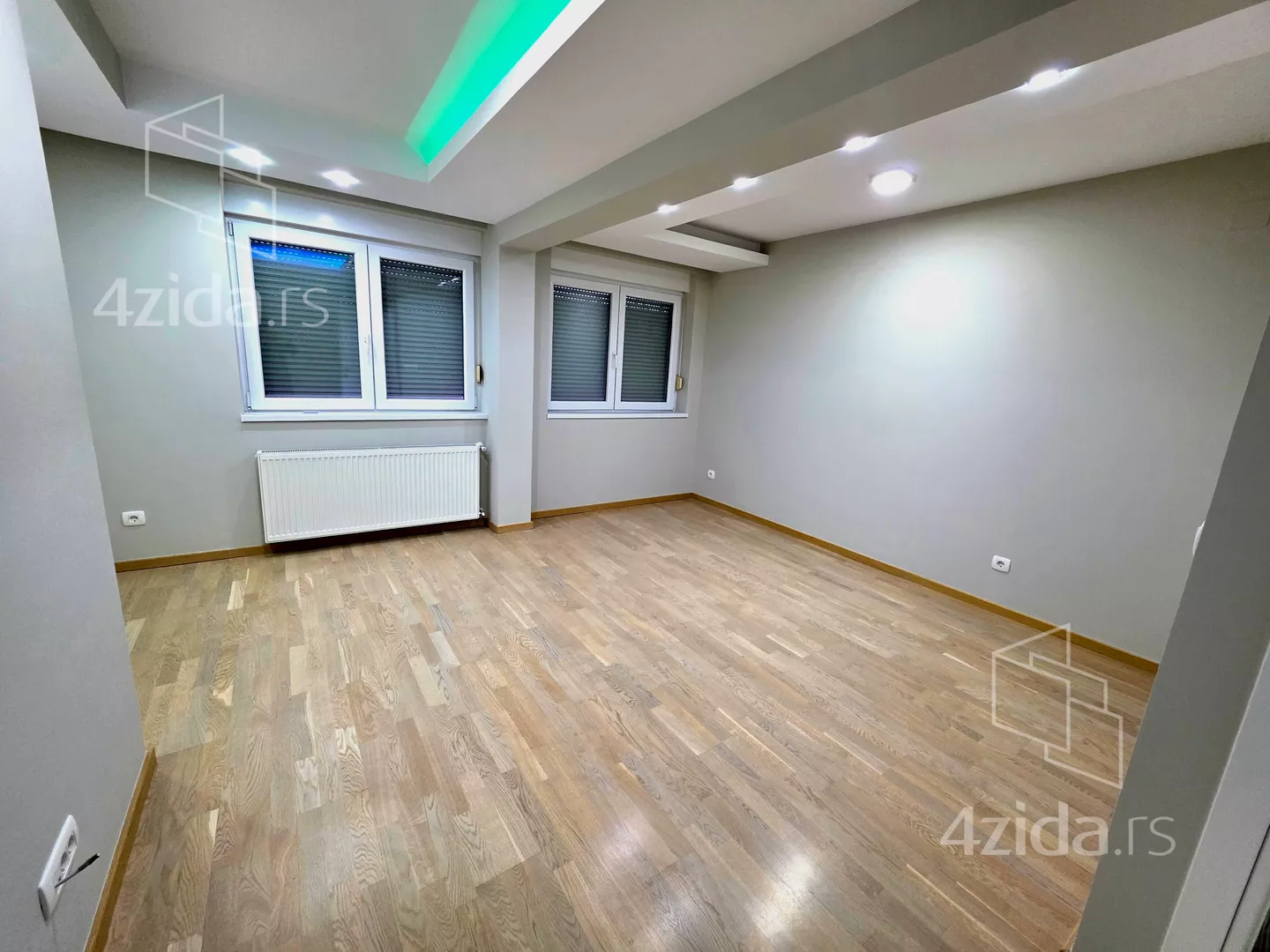 Četvoroiposoban stan | 4zida