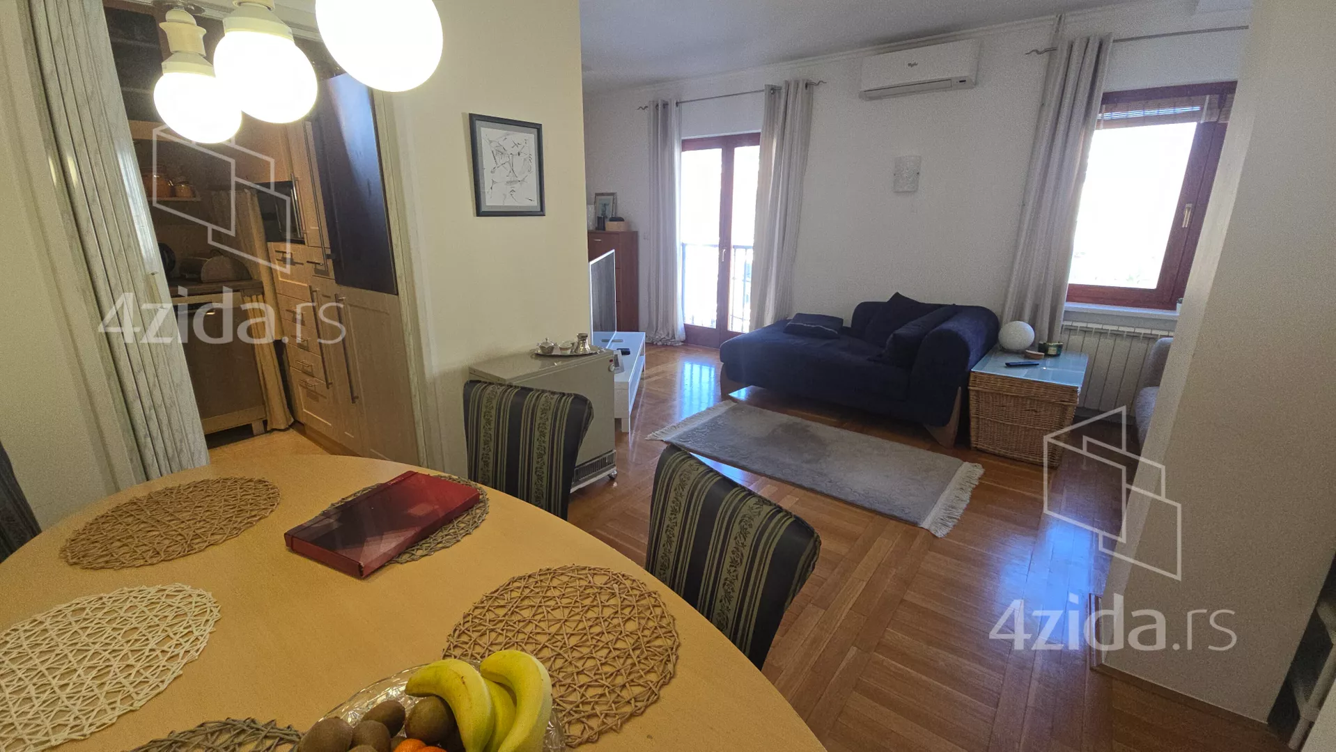 Troiposoban stan | 4zida