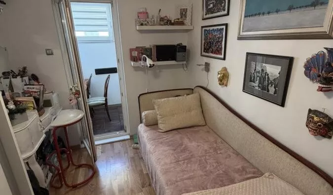 Četvoroiposoban stan | 4zida