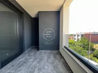 Šestosoban stan | 4zida