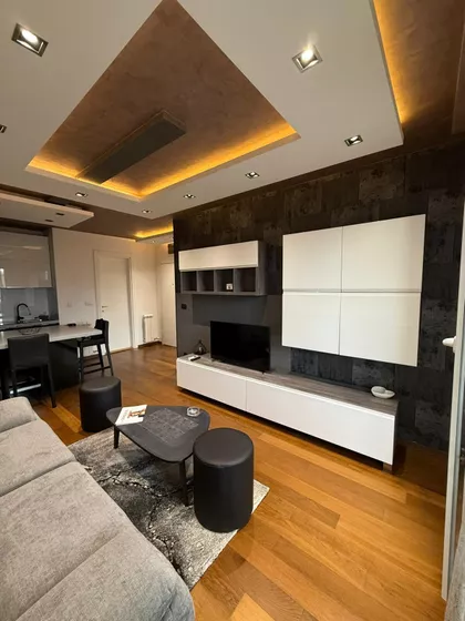 Đeram pijaca | 4zida.rs