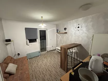 Ace Joksimovića | 4zida.rs