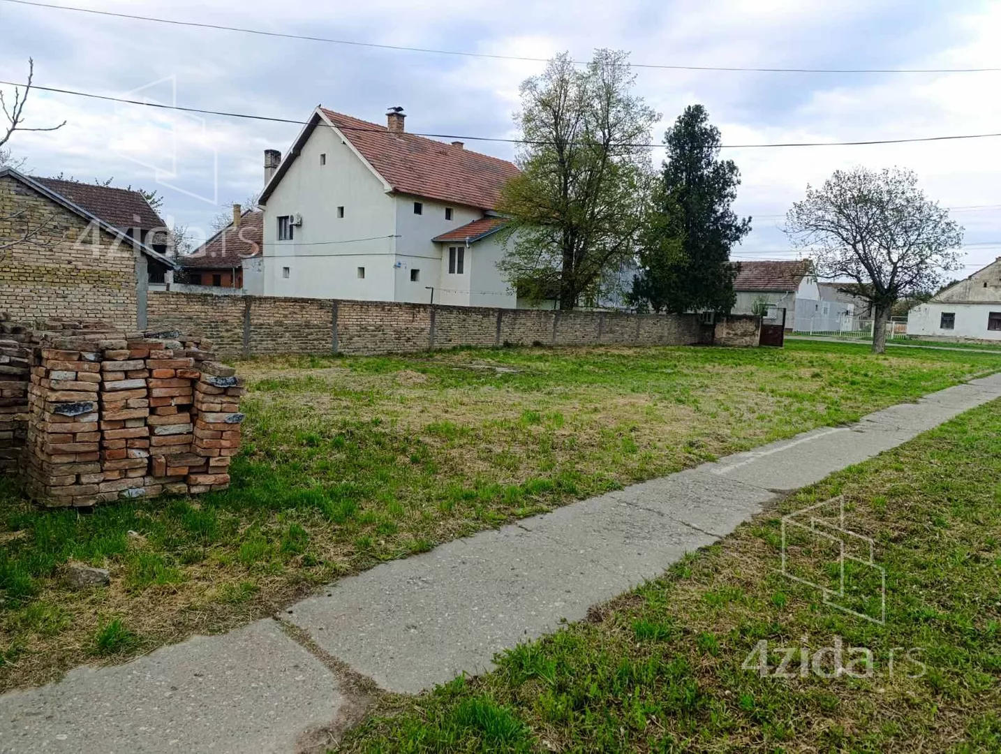 Građevinsko zemljište | 4zida