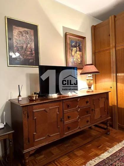 Džona Kenedija | 4zida.rs