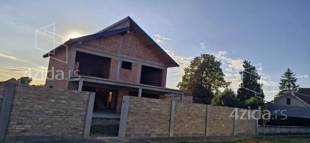 Kuća | 4zida