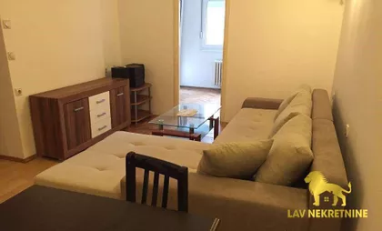 RUMENAČKA | 4zida.rs
