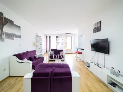 Južni Bulevar bb | 4zida.rs