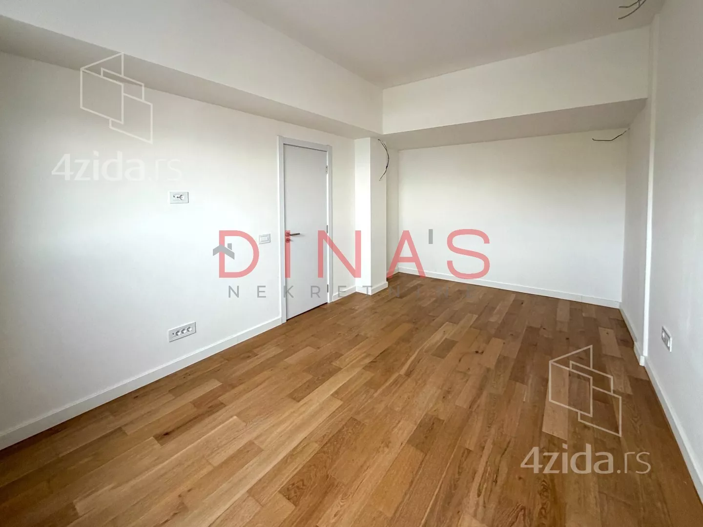 Petosoban stan | 4zida