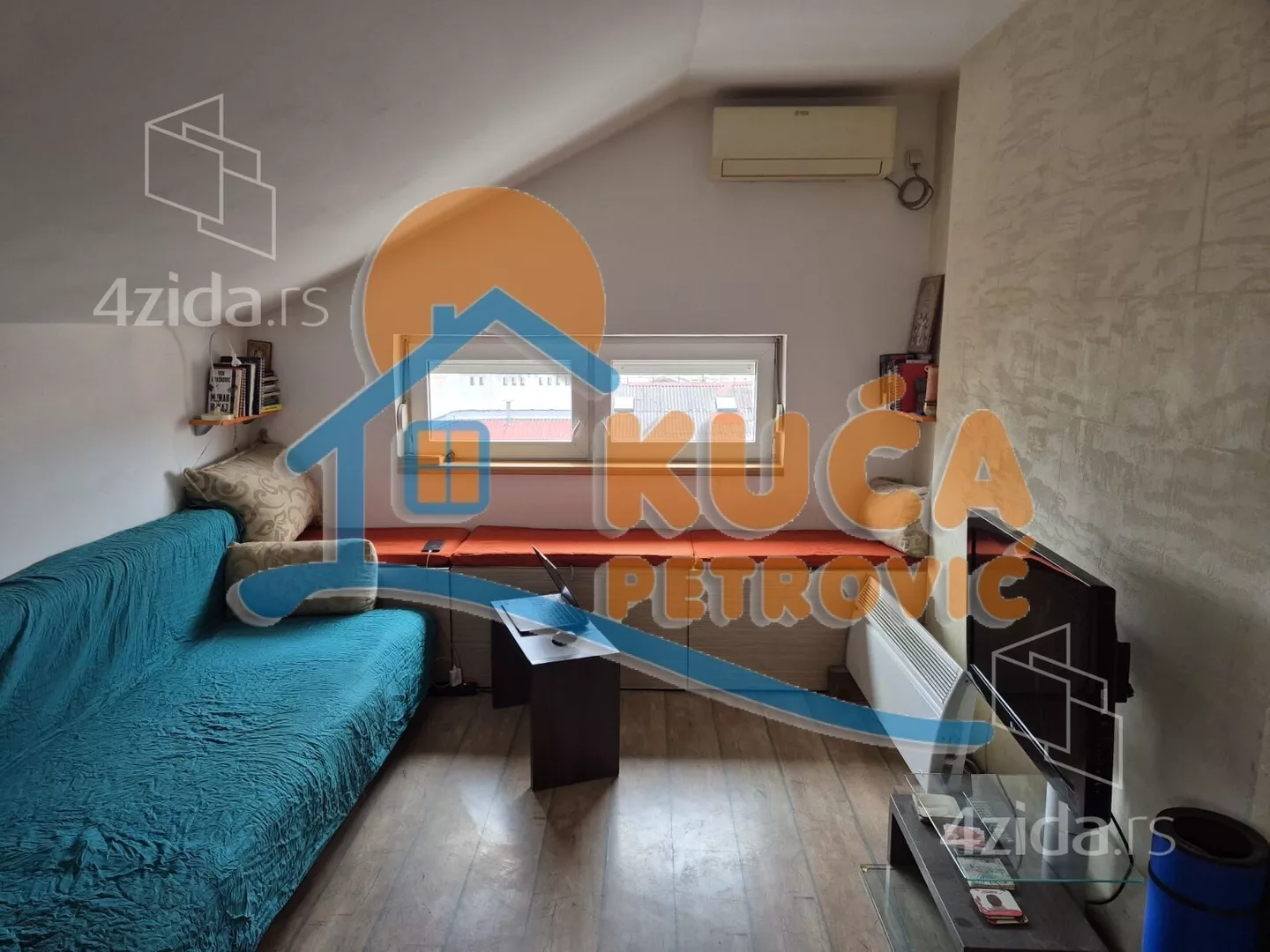 Troiposoban stan | 4zida