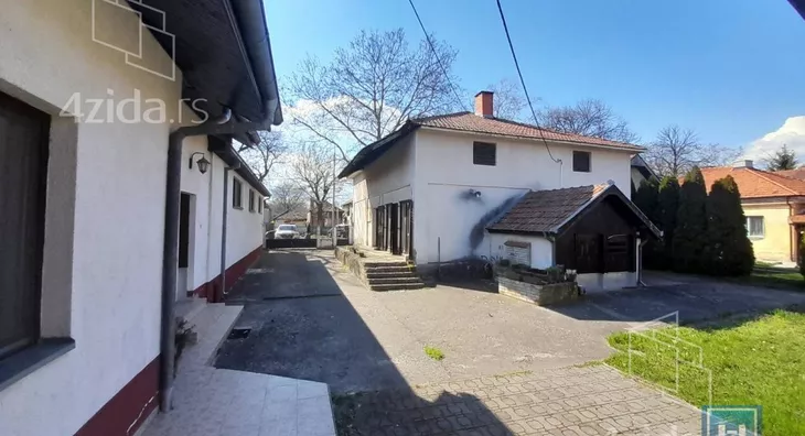 Kuća | 4zida