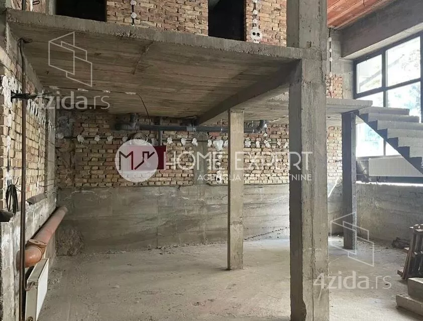 Poslovni prostor | 4zida