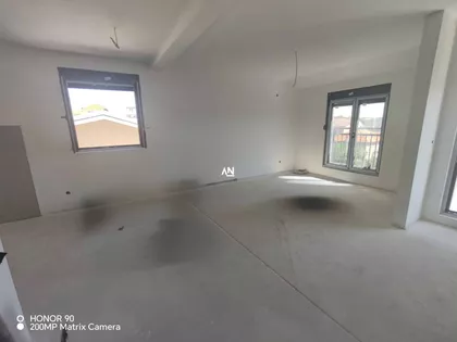 Ćurtovo brdo | 4zida.rs