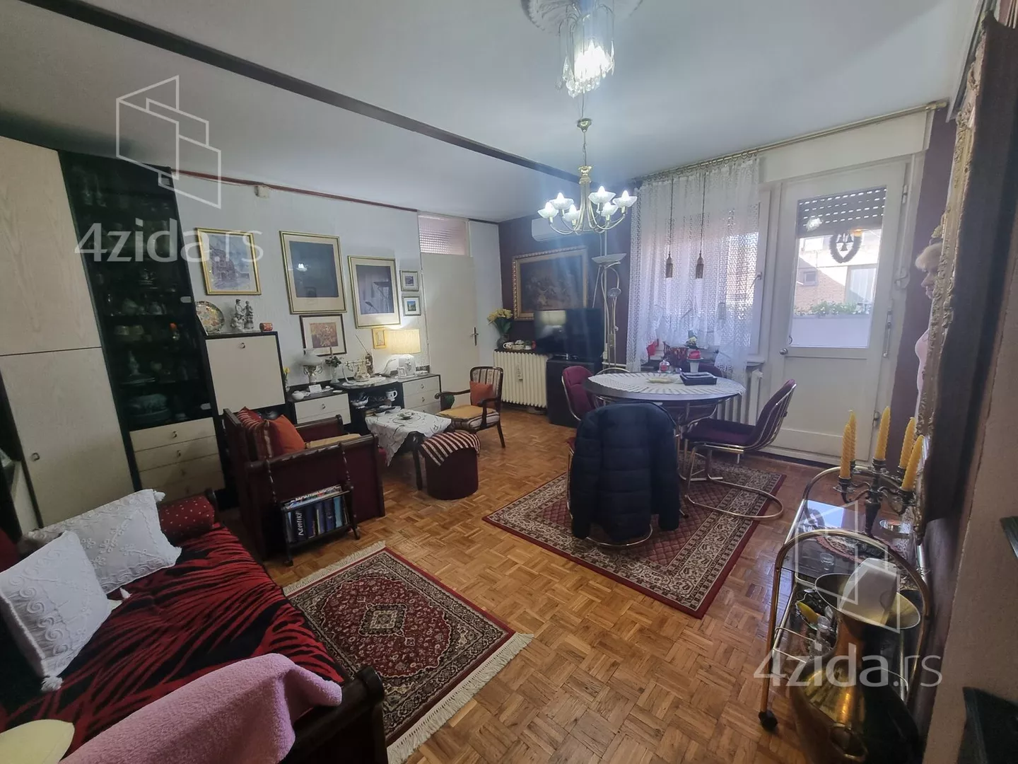 Dvoiposoban stan | 4zida