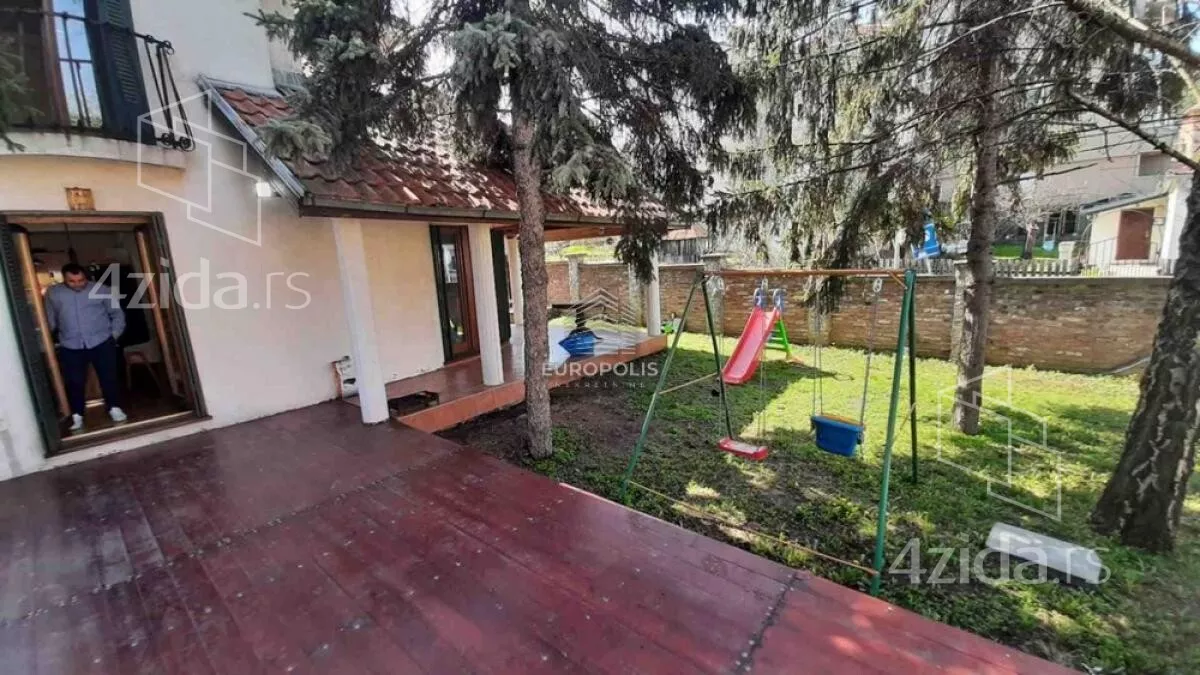 Kuća | 4zida