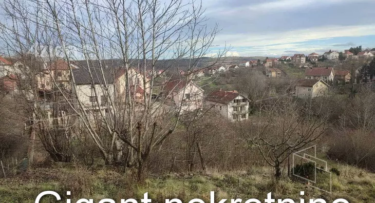 Plac | 4zida