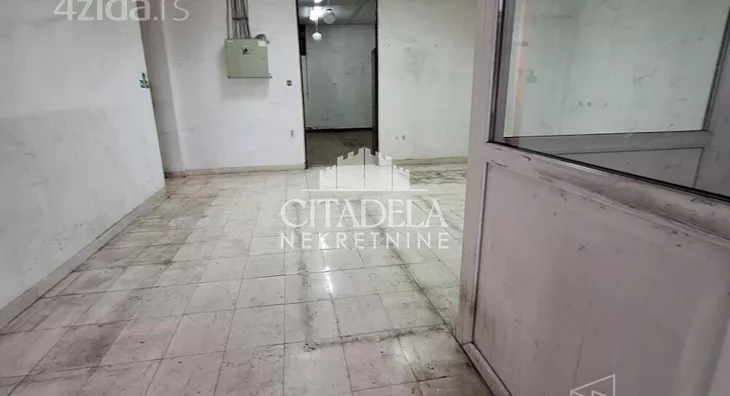 Lokal | 4zida