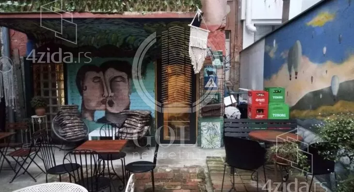 Poslovni prostor | 4zida