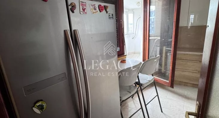 Petosoban stan | 4zida