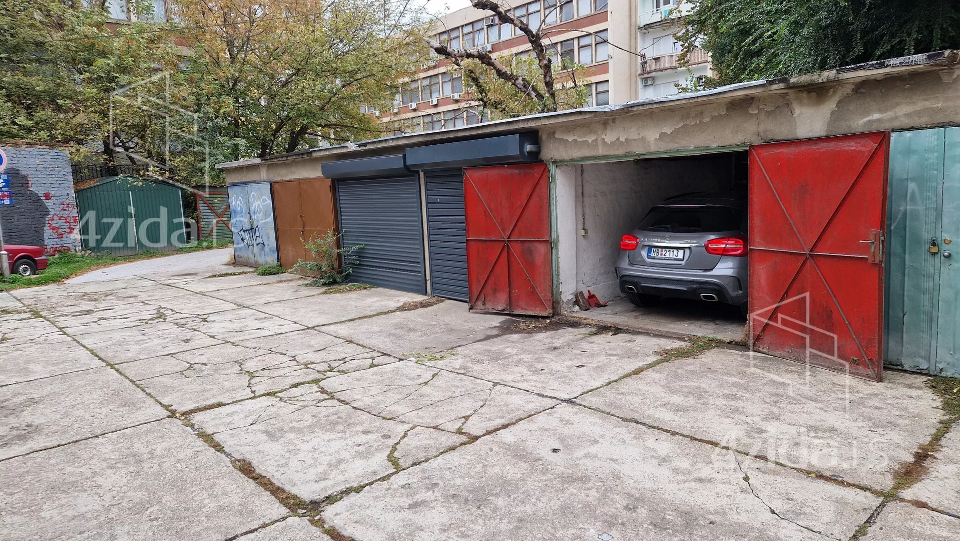 Garaža | 4zida