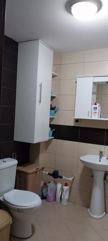 Makedonska | 4zida.rs