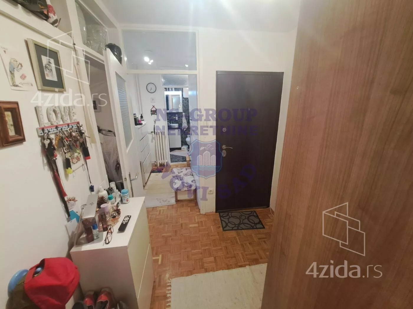 Dvoiposoban stan | 4zida