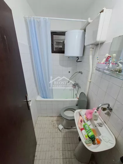 Jugovo Vikend Naselje | 4zida.rs