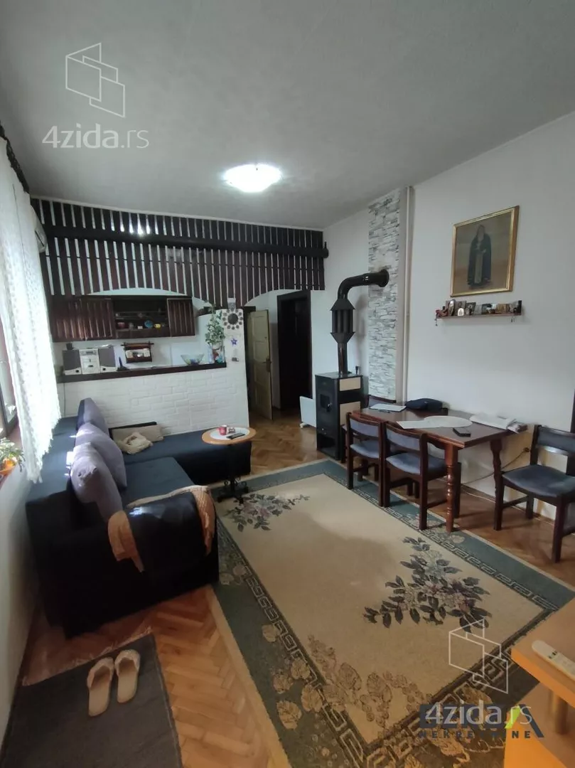 Kuća | 4zida