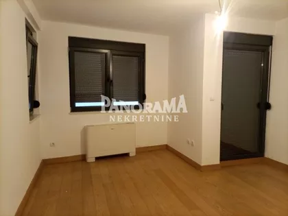 Admirala Vukovića | 4zida.rs