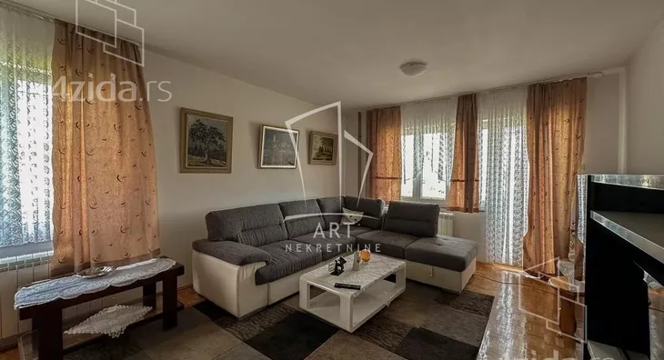 3-etažna kuća | 4zida