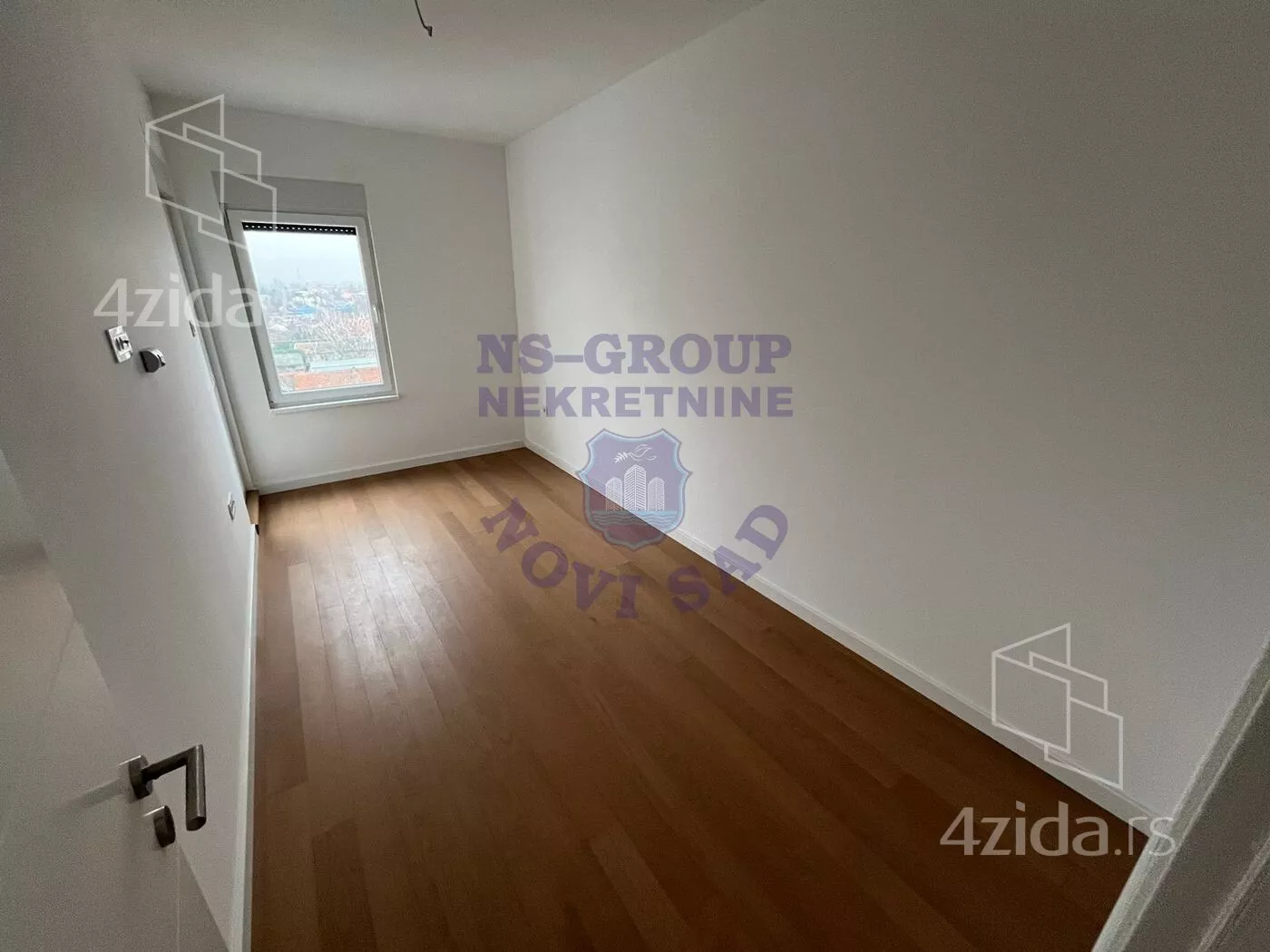 Petosoban stan | 4zida