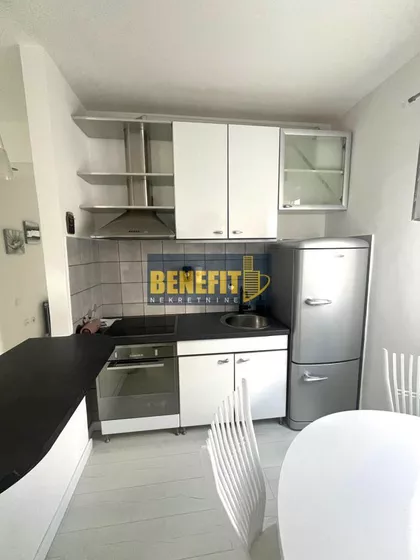 Lekino Brdo | 4zida.rs