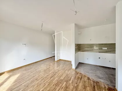 Kraljice Jelene | 4zida.rs