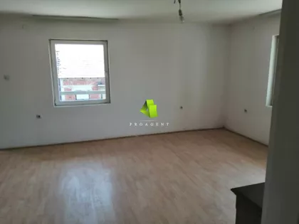 Donja Vrežina | 4zida.rs