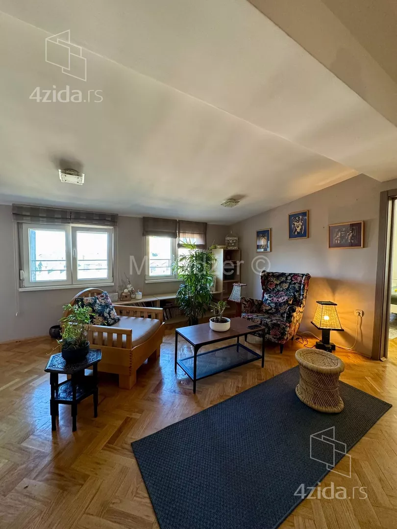 Četvorosoban stan | 4zida