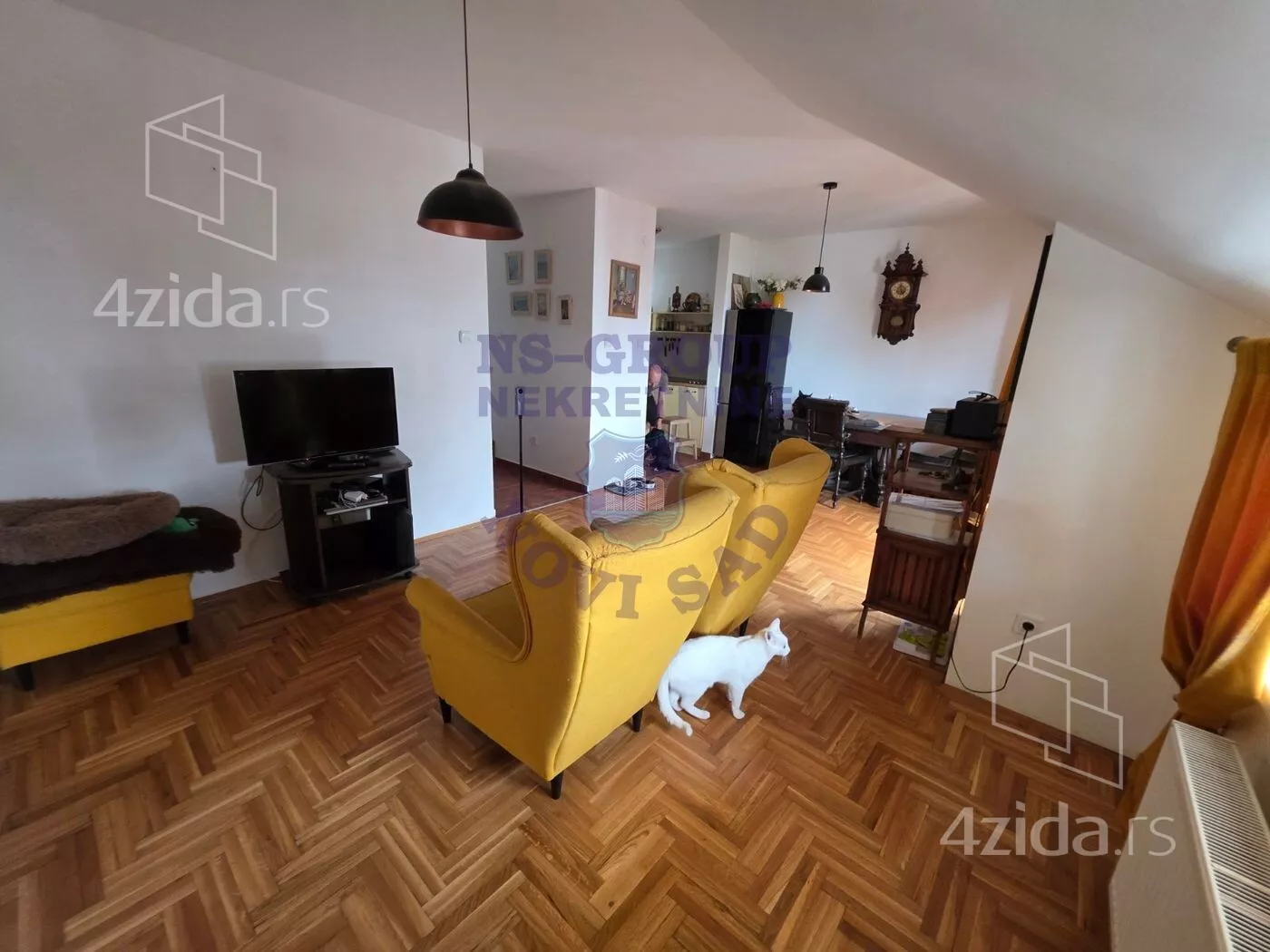 Troiposoban stan | 4zida