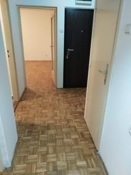 Braće Jovanovića 100 | 4zida.rs