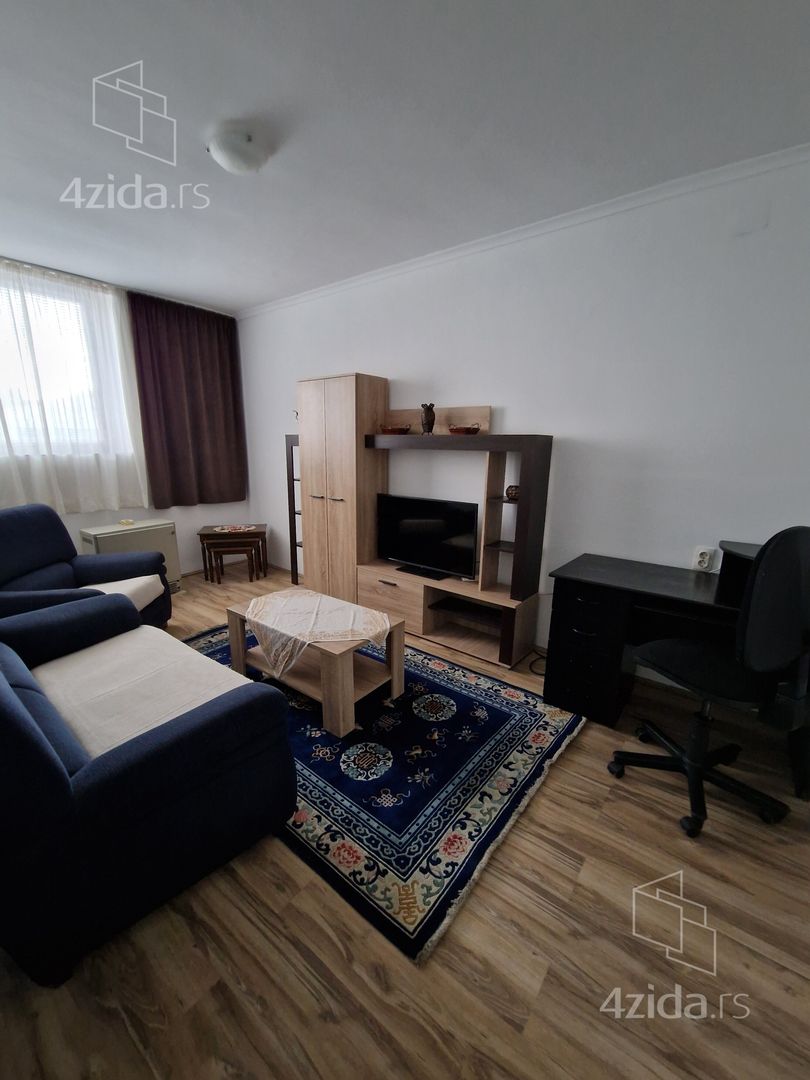 Сдается трехкомнатная квартира, Центр, 350€, 70m² — фото